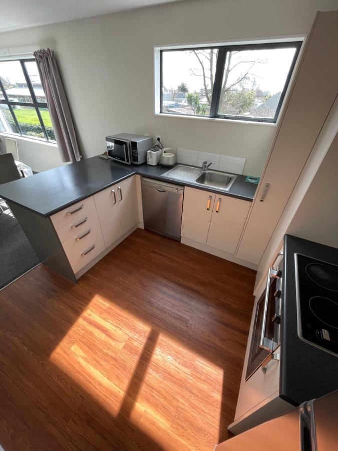 Quiet, New, Sunny Cnzhouse On Upstairs Near Cbd Apartment Christchurch Exterior foto