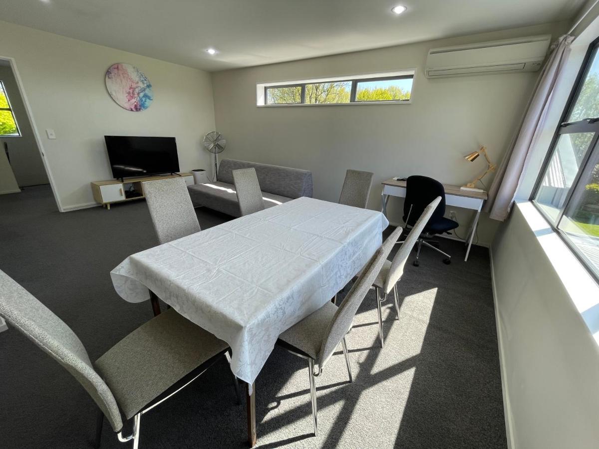 Quiet, New, Sunny Cnzhouse On Upstairs Near Cbd Apartment Christchurch Exterior foto